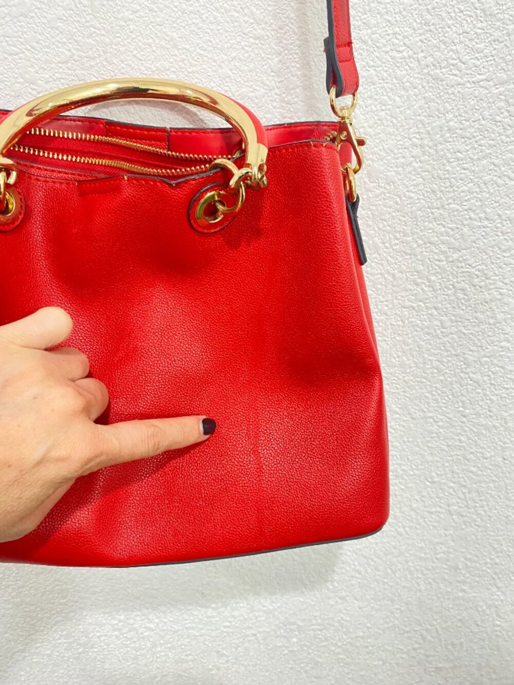 ALDO Red Satchel Crossbody Bag Gold Ring Handle Bold Chic One Size - Picture 11 of 12